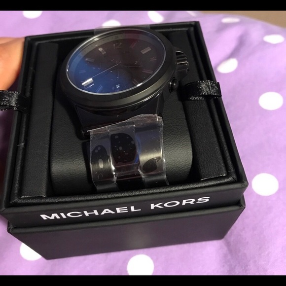 Michael Kors Dylan watch - Picture 5 of 5